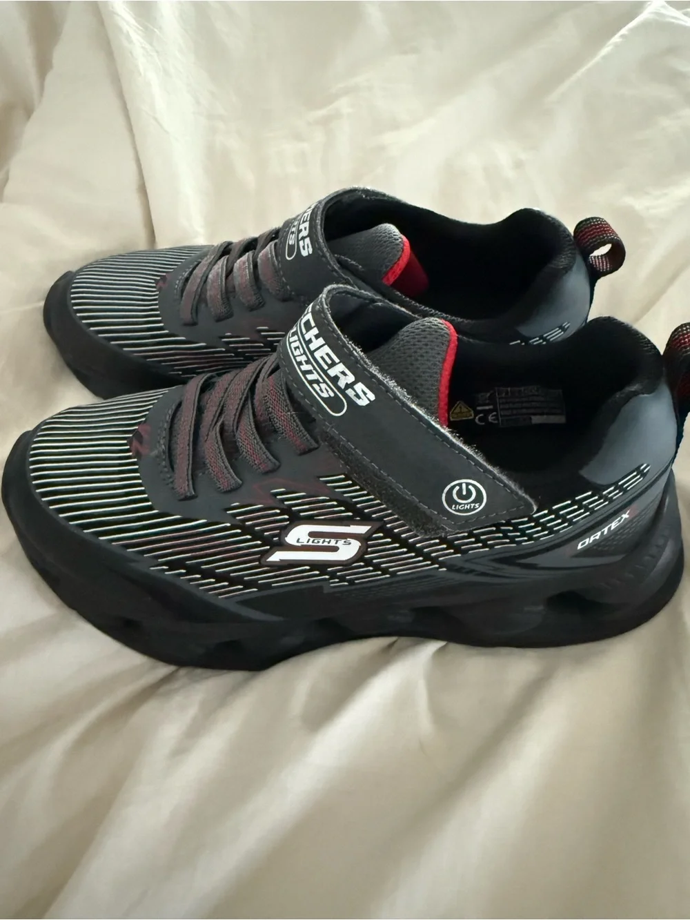 Skechers S-Lights Ortex Light-Up Sneakers Boys Size 2 Black Red